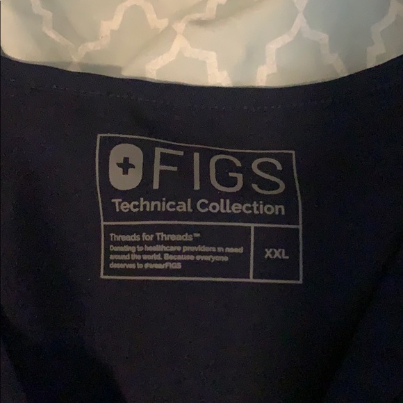 Figs Navy Scrub Bundle XXL - Picture 3 of 5